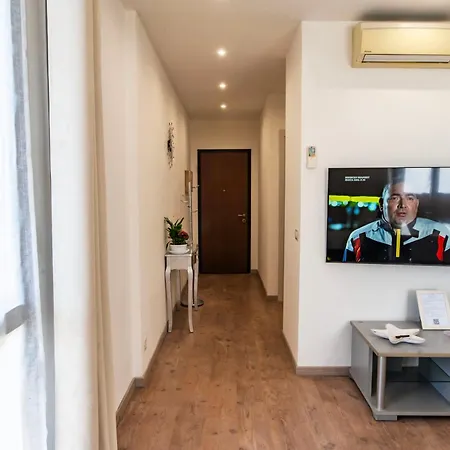 Tra Monti E Mare Apartment